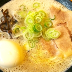 《クーポンあり》西区琴似【博多豚骨ラーメン　一純屋（いずみや）】さんのこれぞ本場博多の豚骨ラーメン！！