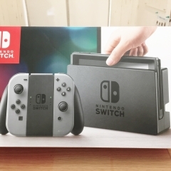 商品管理番号1621　任天堂switch『グレー』【東京 質屋 買取 葛飾区 足立区】