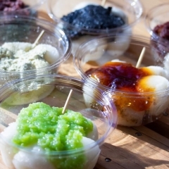 くどうもちや(工藤商店)/餅屋の団子(胎内)