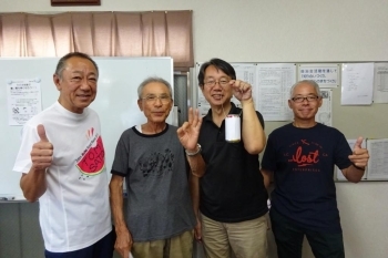今回ご協力をいただいた渡邉さん（左端）、中谷さん（右から二番目）、柴田さん（右端）。お忙しいところ、ありがとうございました。
