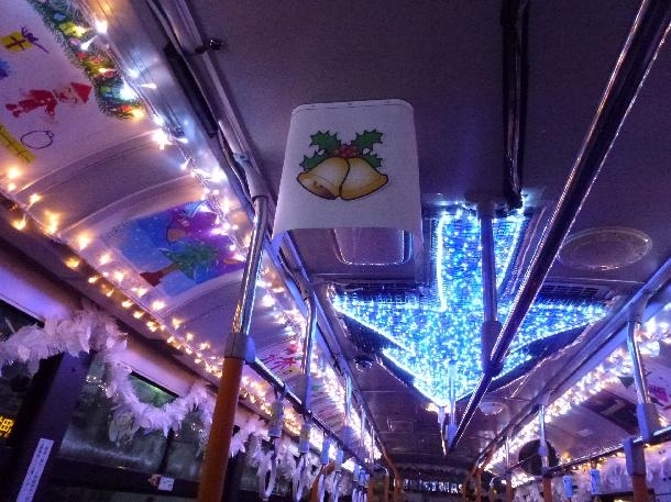 「川崎市バスでは期間限定のクリスマスイルミネーションバスが運行中！」