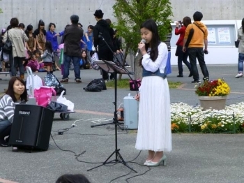 ミニライブ「桃香」