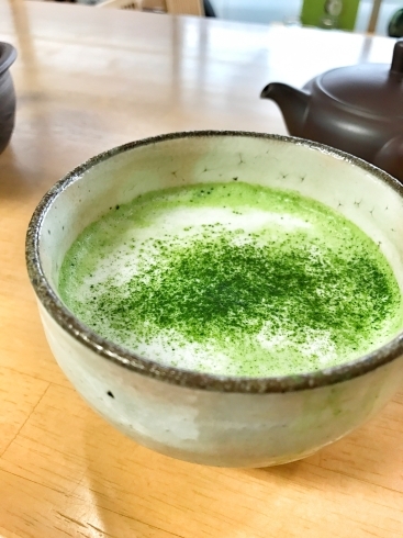 「抹茶ラテ＆焙じ茶ラテ始めました★」