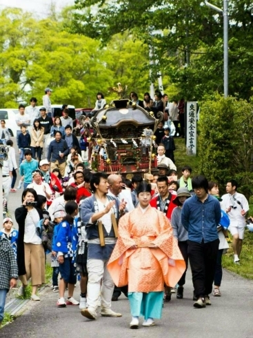 「歴史ある神輿をぜひご覧ください。」