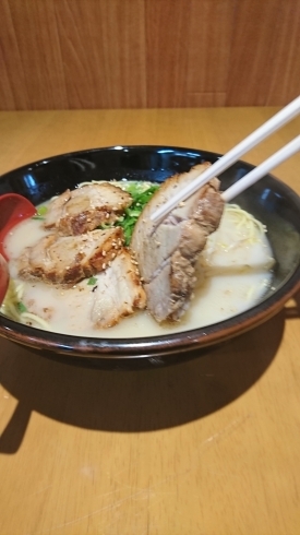 「8/18(土)  ボリュームたっぷりチャーシュー麺  」