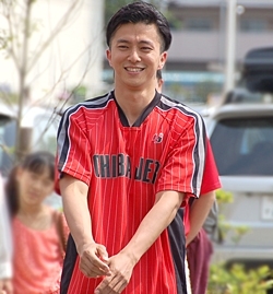 石田剛規選手も成功ならず。<br>爽やかな笑顔を振り撒きます。