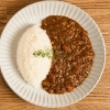 じっくり煮込んだ「愛情たっぷりカレー」が人気『Cafe slow』