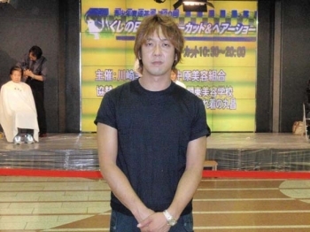 川崎美容組合の多田野哲生さん。多田野さんはこのイベントの責任者として3か月前から準備にとりかかってきました。
