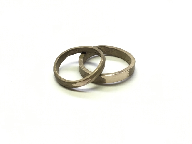 「フルオーダーの結婚指輪　制作状況　　9月１３日　スタジオアルジェント今日の作業机」