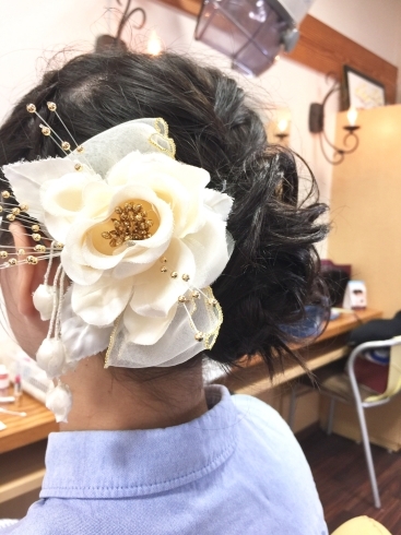 「＊コサージュを一点もののヘア飾りにアレンジ、、、＊」