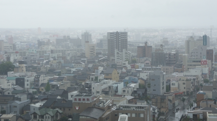 「台風18号接近情報【正午】」