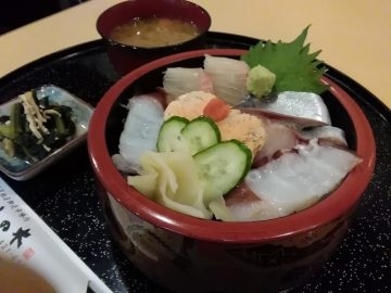 「本日の4種丼!」