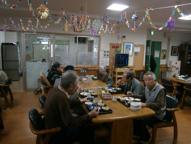 「冷え冷え　　交野市　デイサービス　老人ホーム　小林診療所」