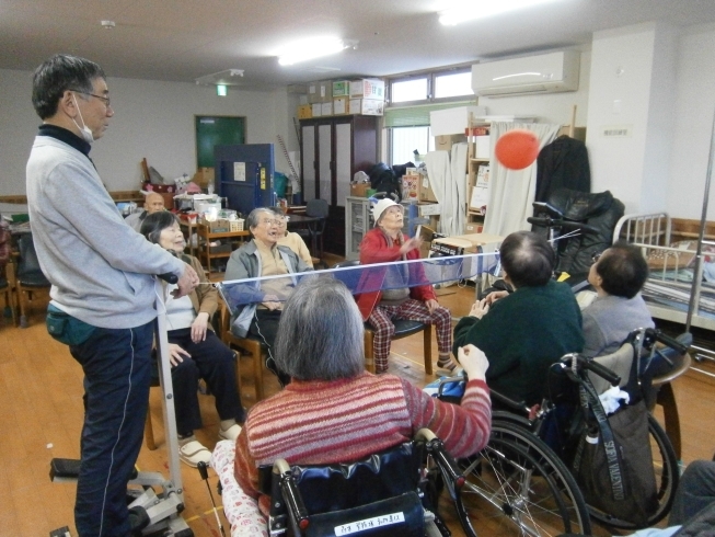 「風船バレー　　交野市　小林診療所　デイサービス　有料老人ホーム」