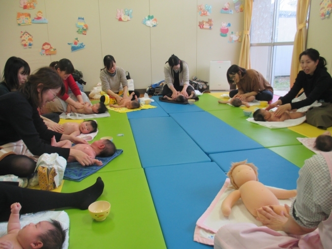 「今日の子育て講座は「ベビーマッサージ」でした！」