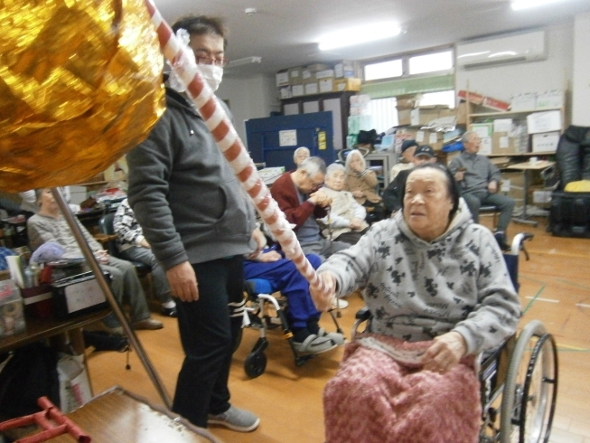 「ほっこり神社で初詣②　　交野市　小林診療所　デイサービス　有料老人ホーム」