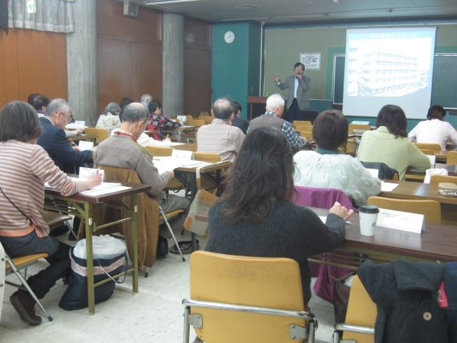 「昨日は、介護相談員連絡会でのセミナーでした！！　高住センターから、高齢期の住まいについてのセミナー報告です。」