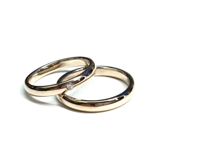 「シャンパンカラーゴールドの結婚指輪　H様　２月１１日　スタジオアルジェント今日の作業」