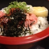 安い！選べる二段重。ネギトロ丼+そぼろ丼で600円