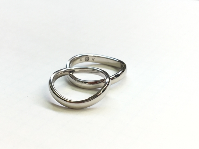 「ご家族のリングを使って結婚指輪を制作　松江市HM様　３月１１日スタジオアルジェント今日の作業机」