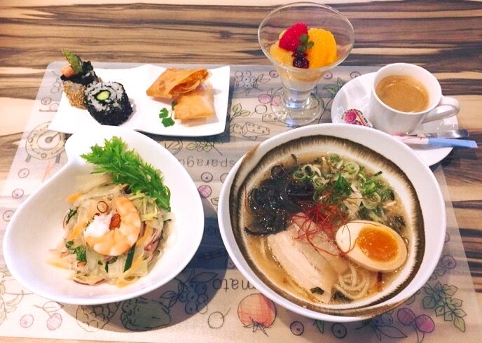 「【鹿児島ラーメン　つむぎ】今月のレディースセットのご案内」