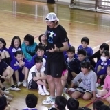 武田小学校で“小澤　英明”さんとサッカー交流会