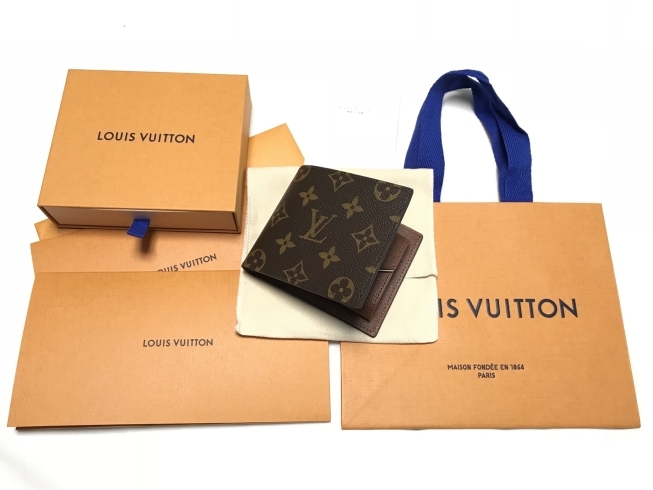 「Louis Vuittonの高価買取なら八千代市の質屋　質と買取の八千代商事で！　買取品の紹介　ルイヴィトン　モノグラム　二つ折り財布　M62288　ポルトフォイユ・マルコ」