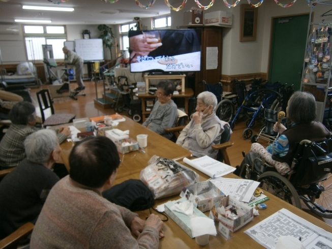 「カラオケ　　　交野市　小林診療所　デイサービス　有料老人ホーム」