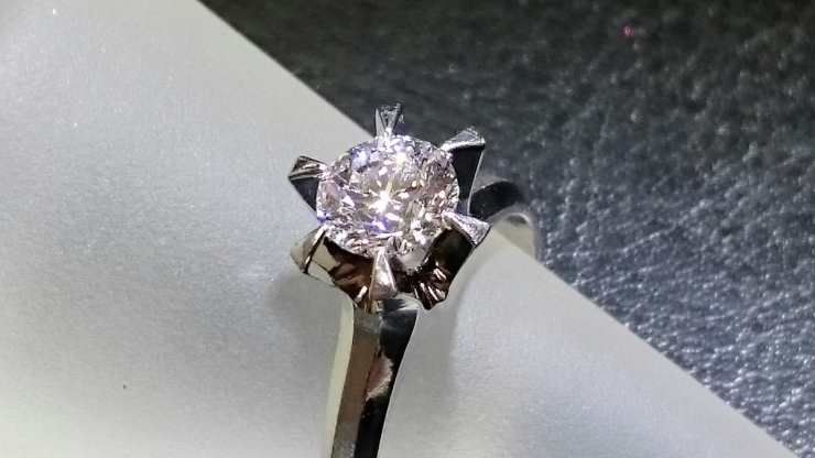 「ダイヤモンド 1.03ct　プラチナリング　お買取りさせて頂きました　おたからや　大神宮下駅本店　船橋　津田沼　市川」