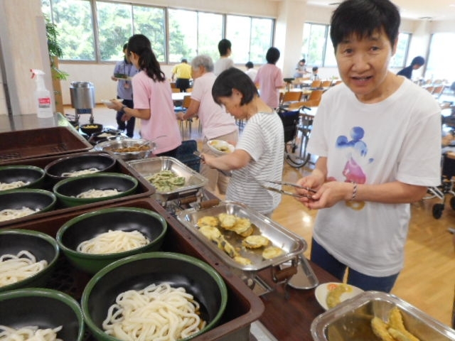 「赤坂製麺オープン！！」