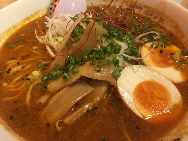 「黒胡麻担々麺」