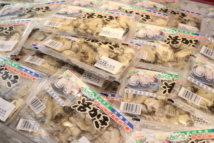 「八千代市、佐倉市の鮮魚店  　勝田台から徒歩10分　 魚や山粋（ヤマスイ） 刺身用牡蠣　特売!!」