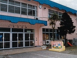 「学校法人富山育英学園 入善幼稚園」下新川唯一の私立幼稚園です。
