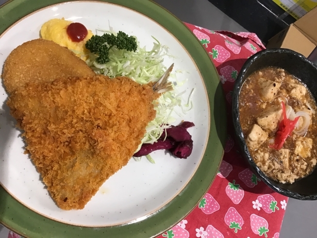 「本日のAランチは 麻婆豆腐とフライセット」