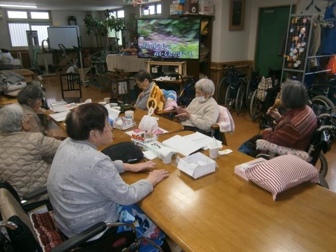 「カラオケ　　交野市　小林診療所　デイサービス　有料老人ホーム」