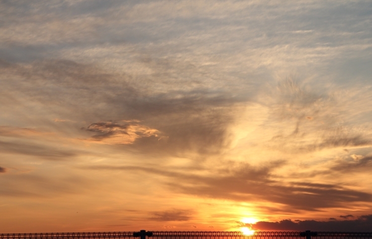 「「ダイヤモンド富士」の瞬間をみんなで待った八千代の夕暮れ♪」