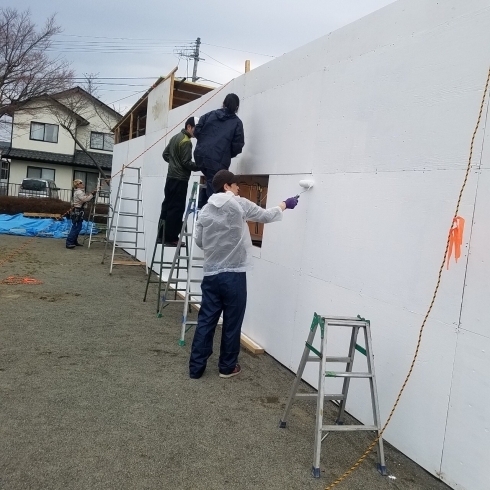 「緋勇陣　4/7 ポカポカ天気にペンキ塗り」