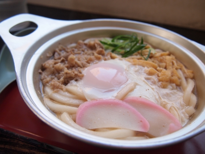 「あまくて優しい味の鍋焼きうどん！　／　鍋焼きうどん　mammam（まんま）」