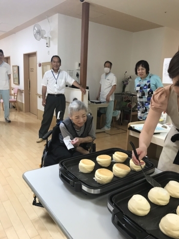 「店長第一回訪問CAFE」