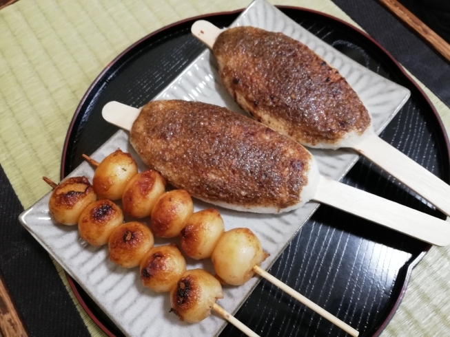 「飛騨高山にて、だんご食べ比べ♪(*＾▽＾*)」