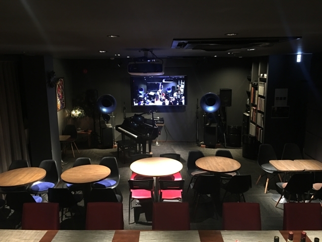 「本日は20:00より“小野孝司トリオ JAZZ LIVE”開催、通常のご来店は22:30以降からお待ちしております！」