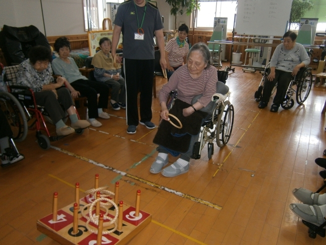 「輪投げ　　交野市　小林診療所　デイサービス　有料老人ホーム」