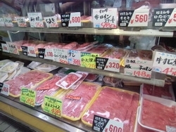 お肉のことなら、おまかせσ( ^ー゜)<br>お気軽にご相談くださいね。