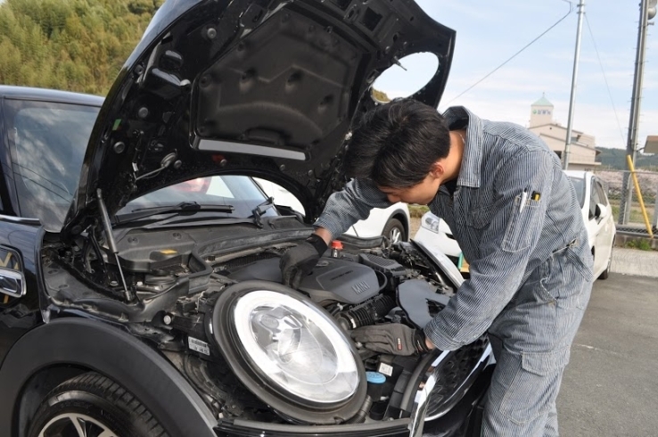 ハイレベルの整備士がしっかりチェックします「車検のことならアンバーへご相談ください！」