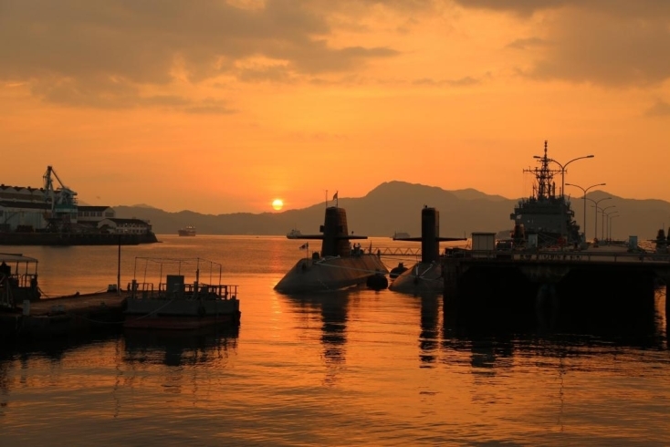 広島県呉市にある烏小島公園より「夕焼けの烏小島公園」