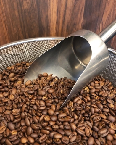 「市川駅南口すぐ【グリーン珈琲焙煎所】週末は、美味しいコーヒーでゆっくりとおウチカフェしませんか？　　注文毎にその場で焙煎、鮮度抜群のコーヒー豆をご用意いたします。」