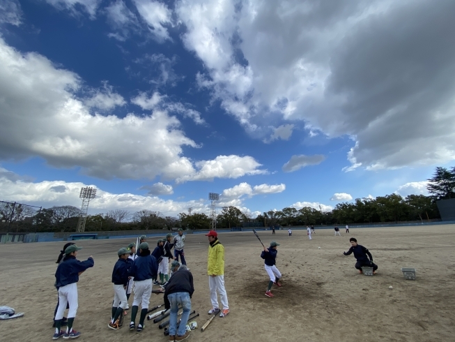 青空の下で「豊橋球場へ」