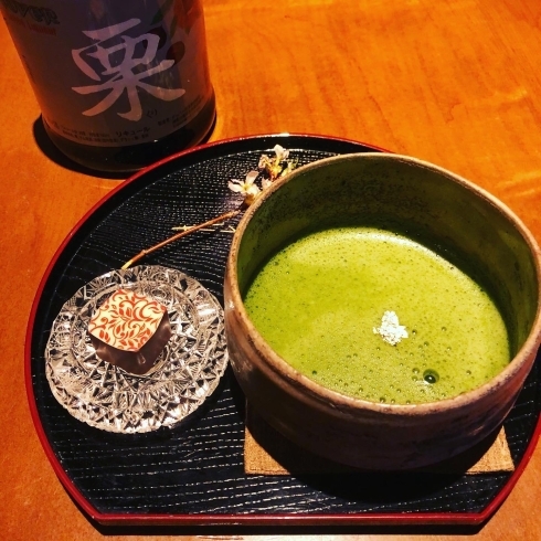 本日のオススメカクテル「京都抹茶と栗リキュールの温かいカクテルが本日のオススメです。」