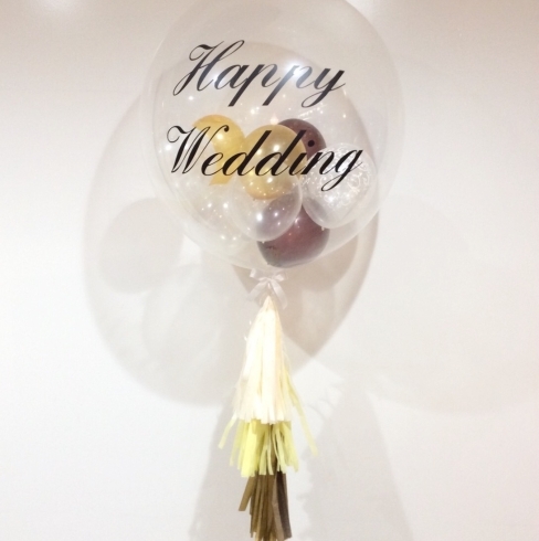 タッセル付きウェディングバルーンは結婚式におすすめ「結婚式の飾り付けに人気なタッセル付きバルーン　姫原バルーンショップ」