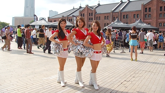 左から、Ayaka、Rikako、Sayaka